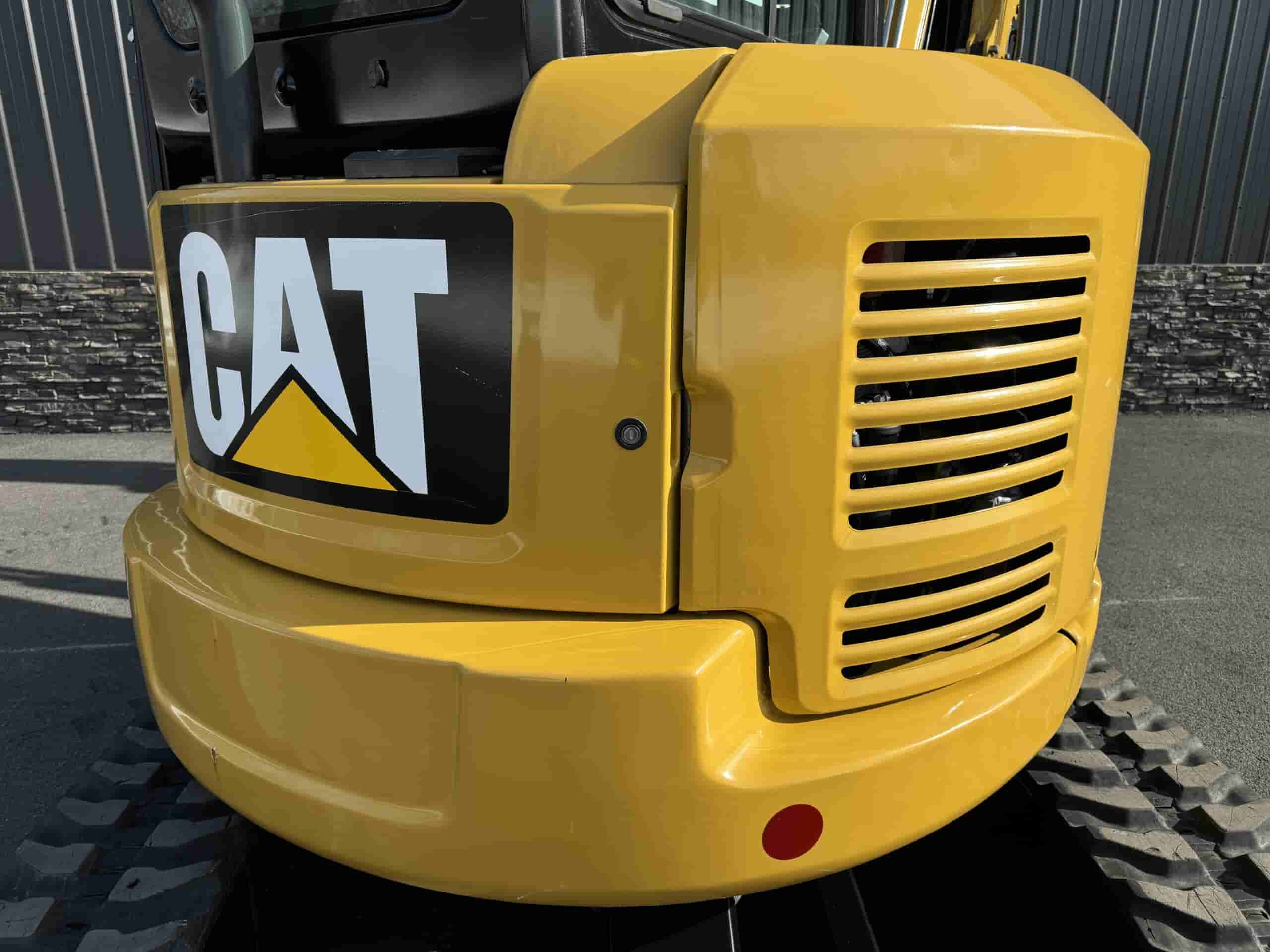 2020 CAT 304E2 CLEAN!
